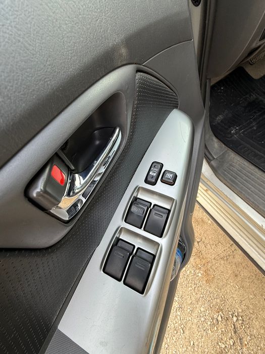 Тойота Хайлукс ТОП