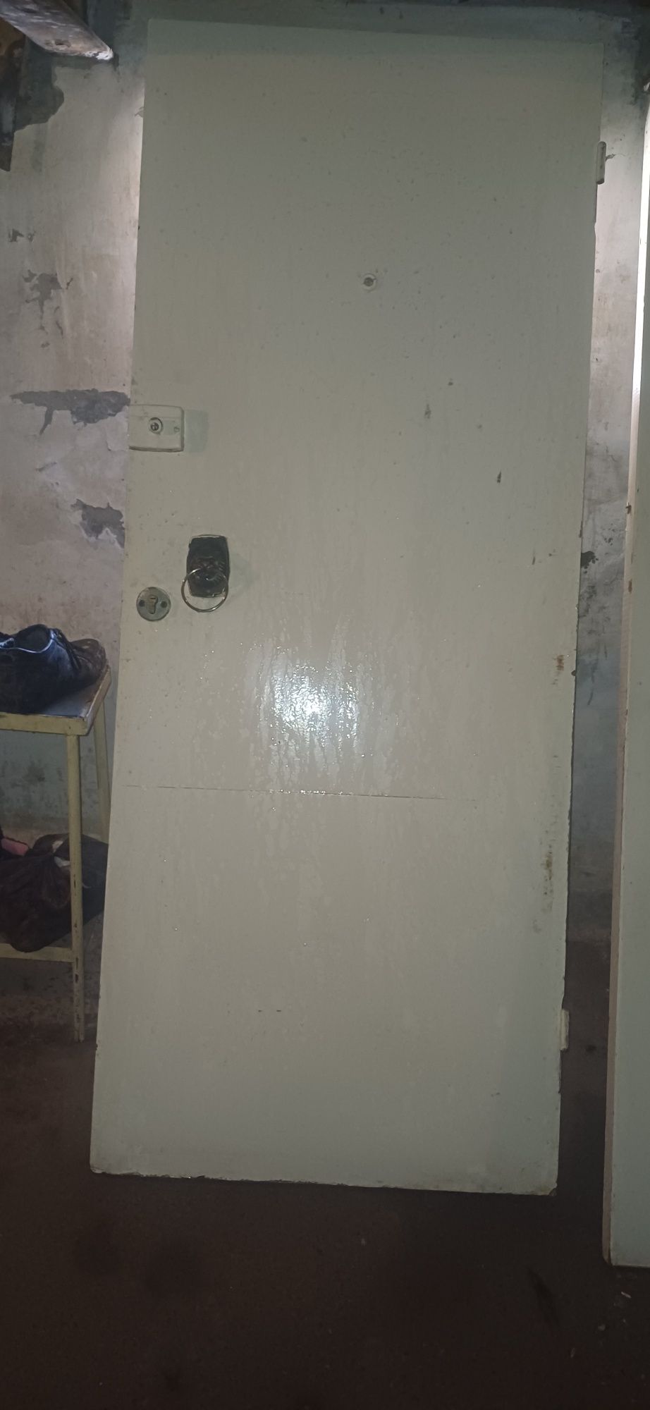 Eshiklar 6 dona Holati yaxshi sunnatiga utib beriladi