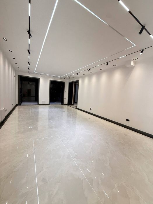 Продаётся нежилое помещение 1 линия ул Шоторуставилли