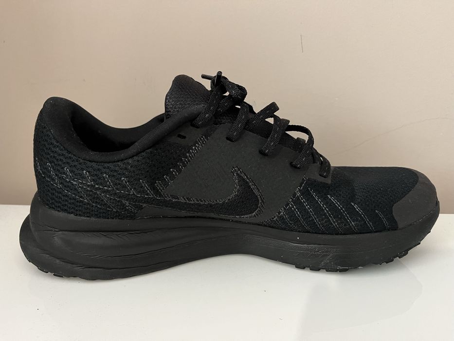 Nike Run Defy 43