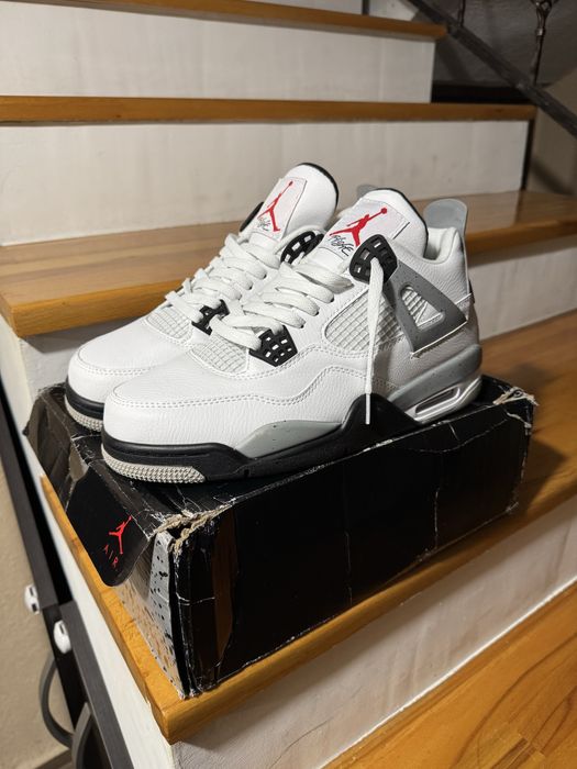Jordan 4 White Cement