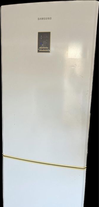 Холодильник сатылады