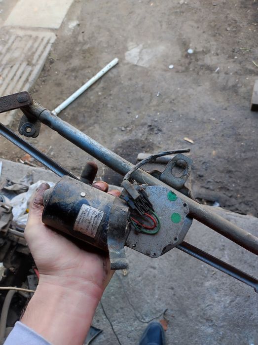 Моторчик дворника гольф пасат венто поло