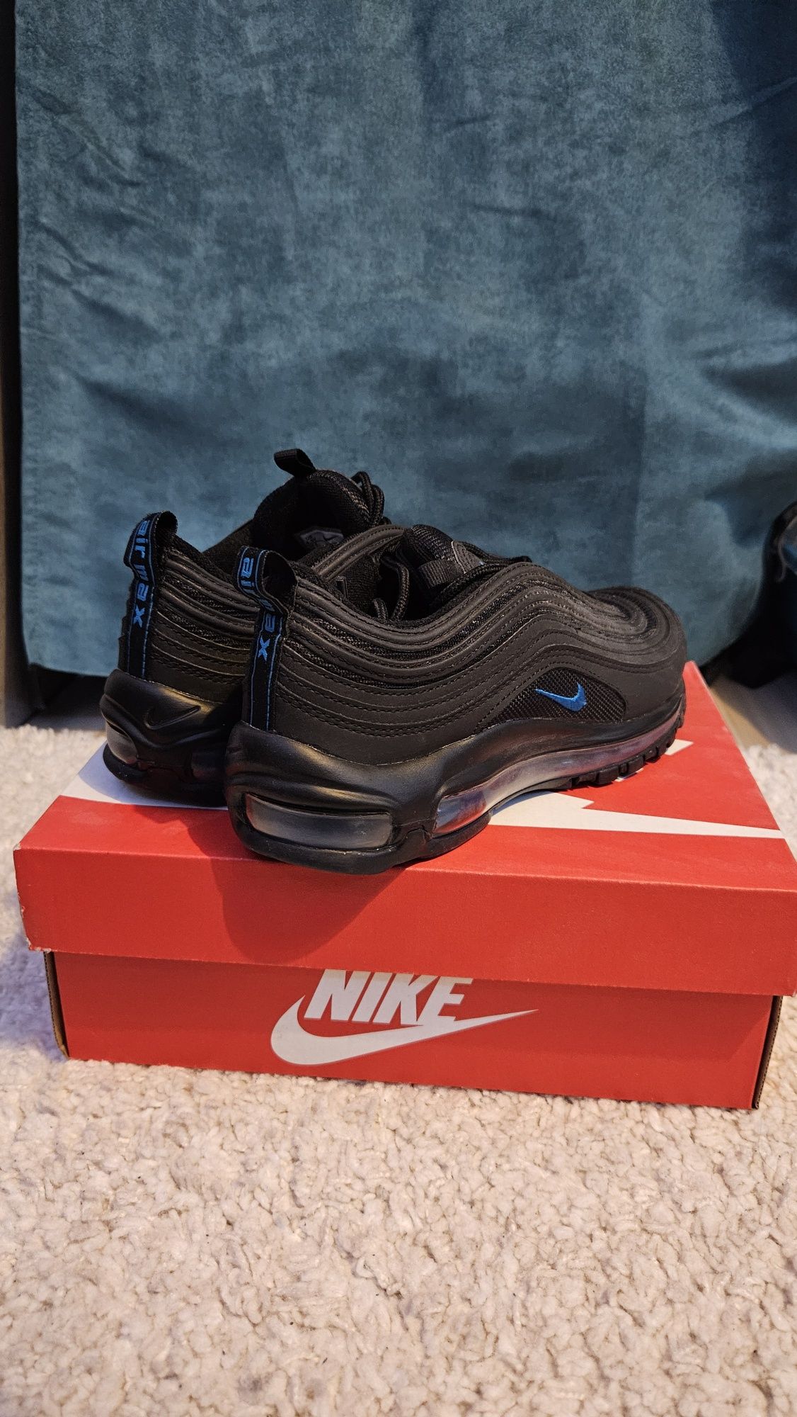Vând Nike Air Max 95 NOI NOUTI