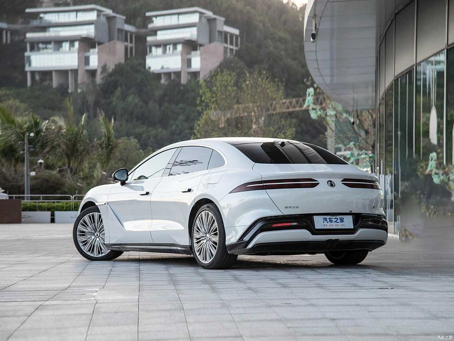 BYD Denza Z9 (GT) электро гибрид только по заказу в краткие сроки