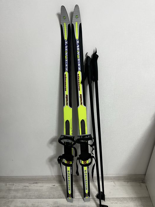 Продам горные лыжи