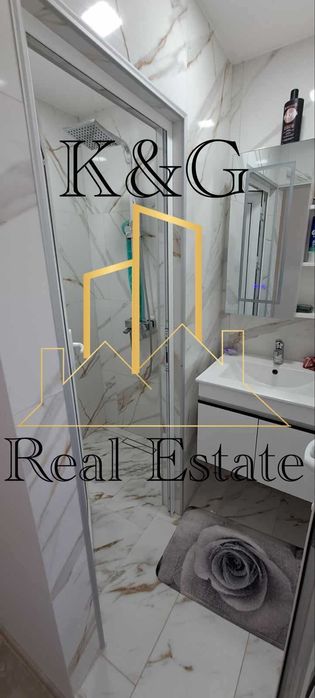 Продава се Къща в Разград, Житница - 230 кв.м за 621 €/кв.м - Снимка #9