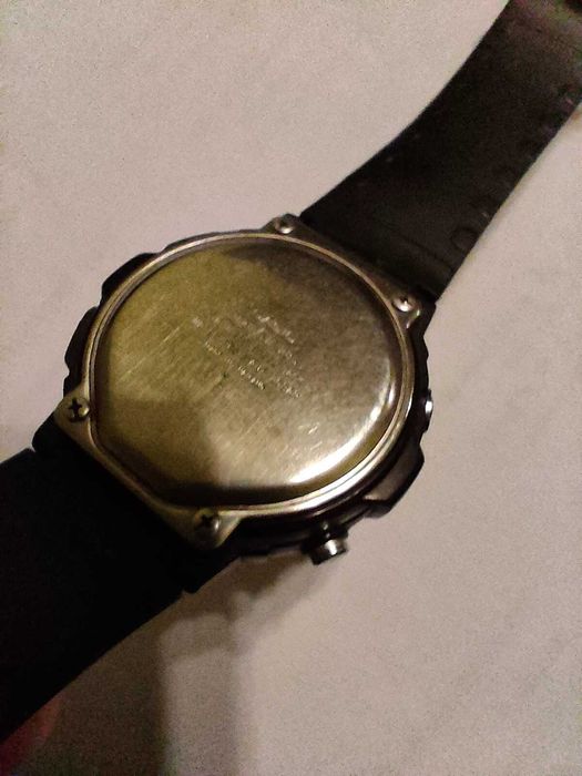 Часовник casio DW285