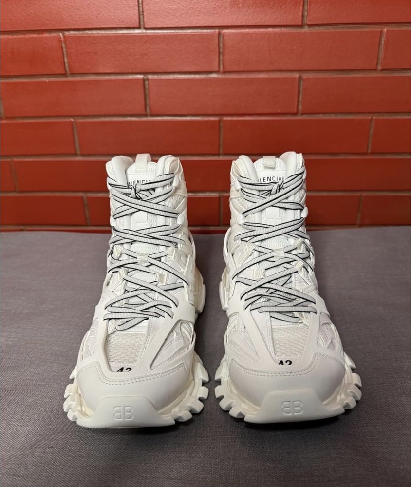 adidasi balenciaga track high
