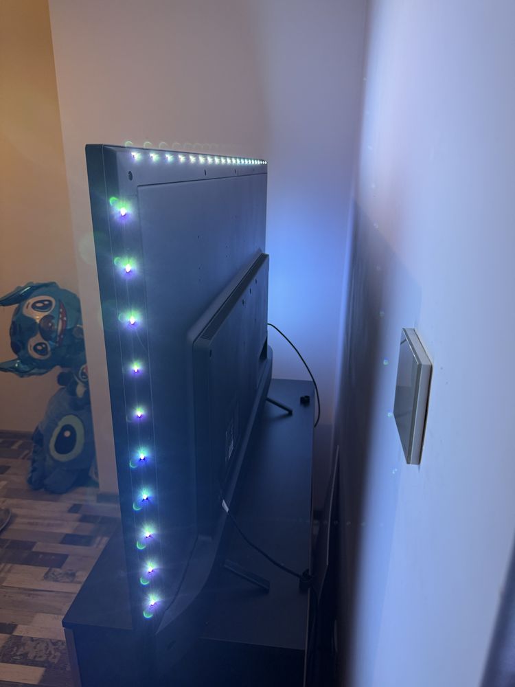 Philips 55” с ambilight осветление