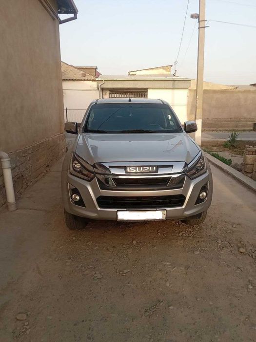 Пикап D-max Oksus
D-max Oksus