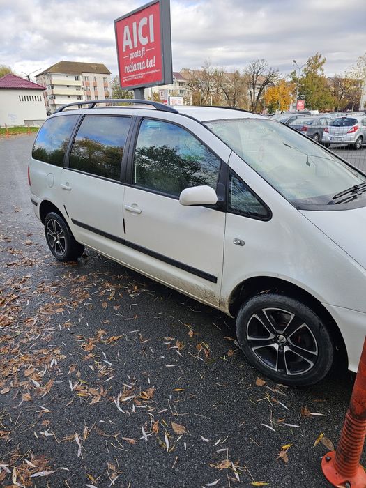Vând Seat Alhambra