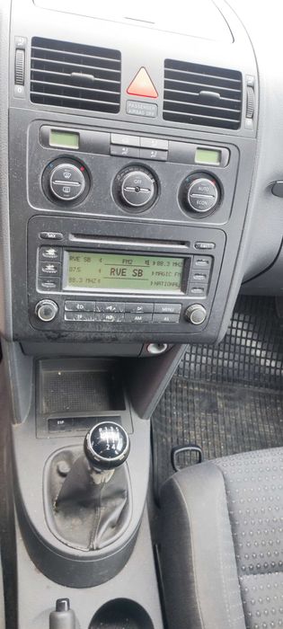 Dezmembrez volkswagen vw touran 1T1 1.9 tdi cod BKC cod cv GQN cc LC9Z