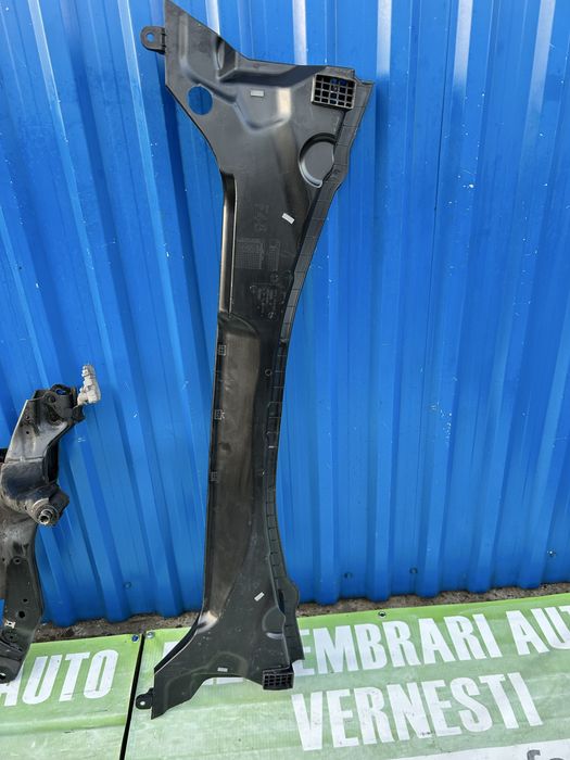 Grilă ștergătoare BMW X1 F48 volan partea stângă 2017