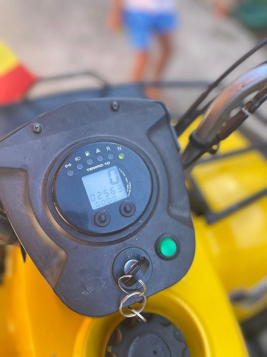 Vând atv Tempo 10