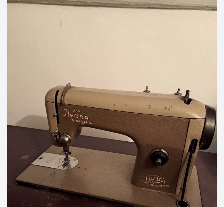 Masina de cusut ileana