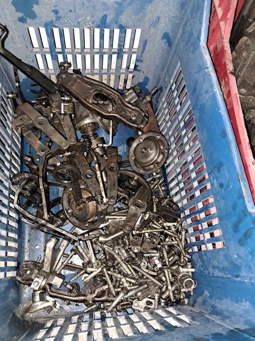 Скоротни кутии  от VW Transporter T5 1.9 T4 2.5 НА ЧАСТИ