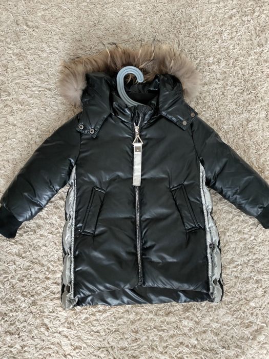 Продам зимнюю детскую куртку