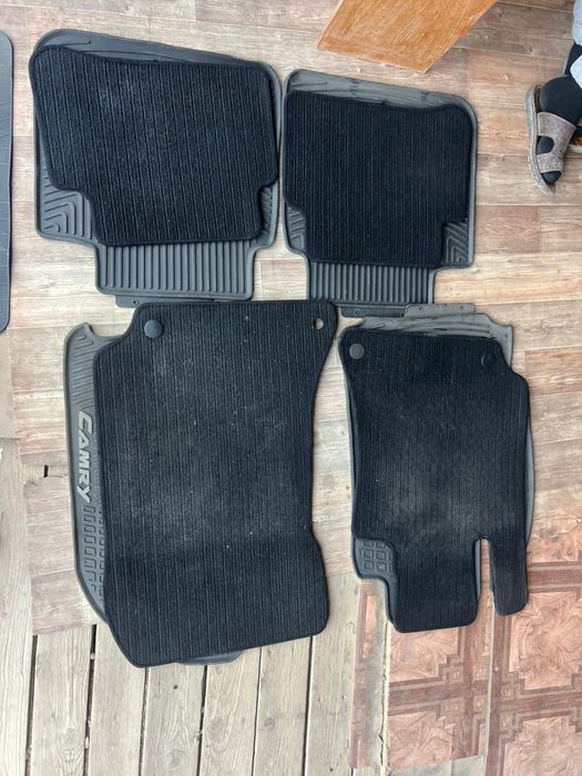 Продам полики Камрий 50.55также есть Мерседес 211.212модель