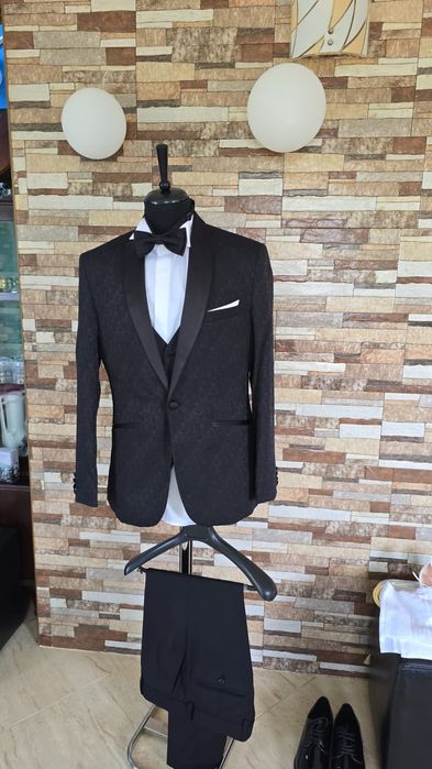 Costum mire mărimea 48-50