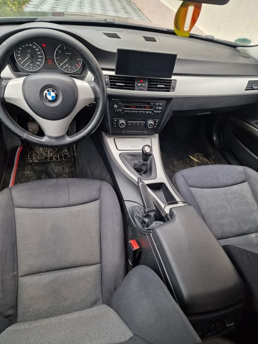 Bmw 318i an 2007 km reali