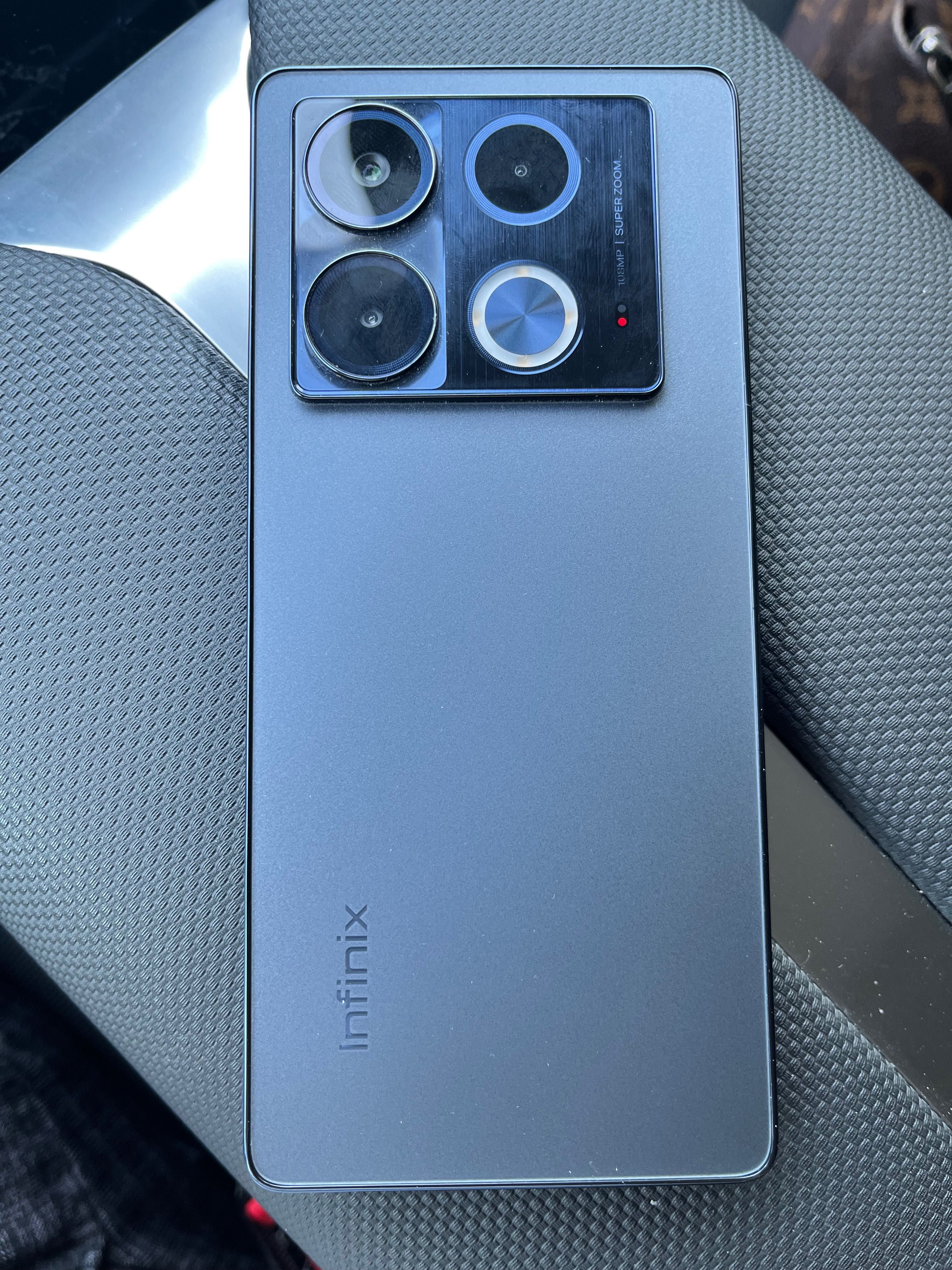 Infinix note 40 pro ideal xolatda