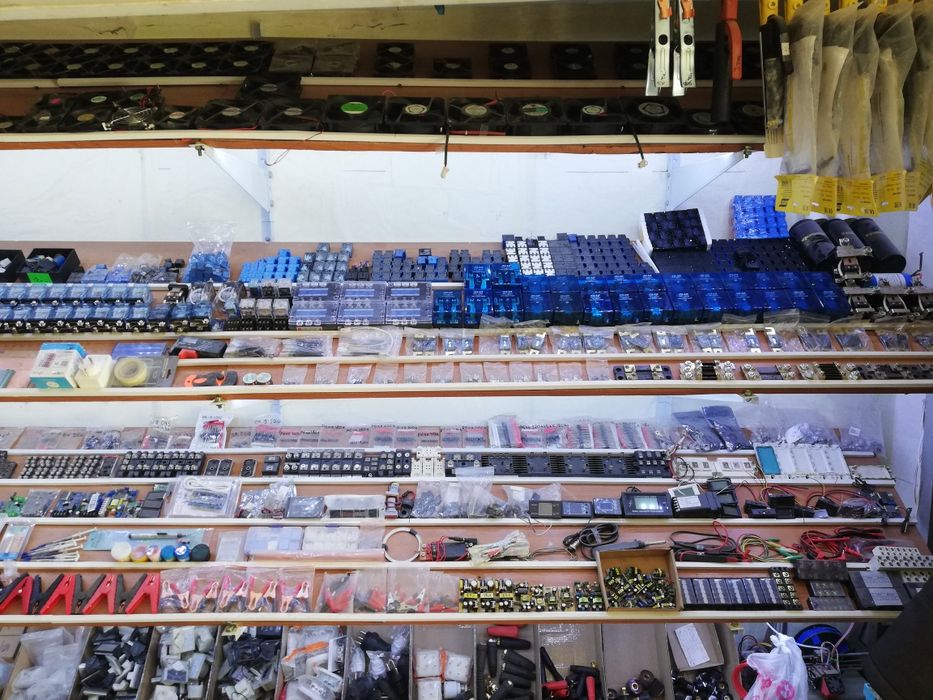Электроника-компоненты,запчасти,ремонт