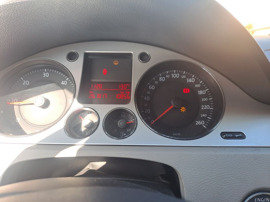 Vând Pasat B6 2008 motor 2.0 140Cp