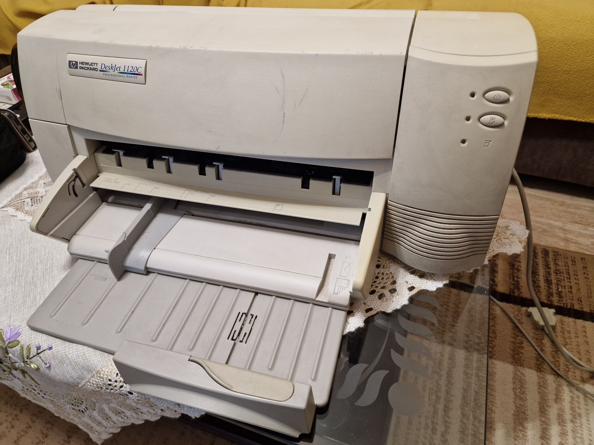Imprimanta A3/A4 HP DeskJet 1120C