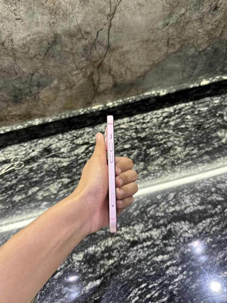 IPhone 15 Pink, 128 GB, SIM CARD