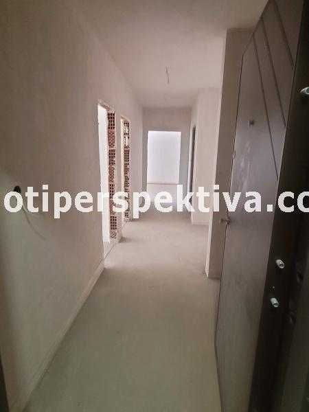 Продава се Тристаен апартамент в Пловдив, Кючук Париж - 125 кв.м за 1120 €/кв.м - Снимка #5