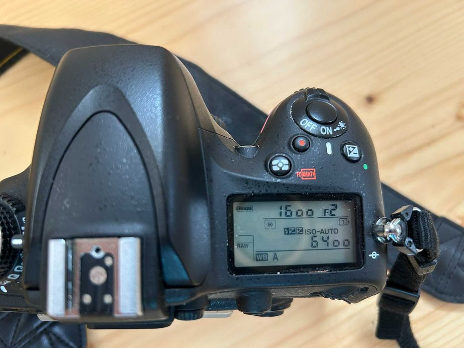 Nikon D610 DSLR Full-Frame – 24.3 MP, FX Format, 48.908 cadre