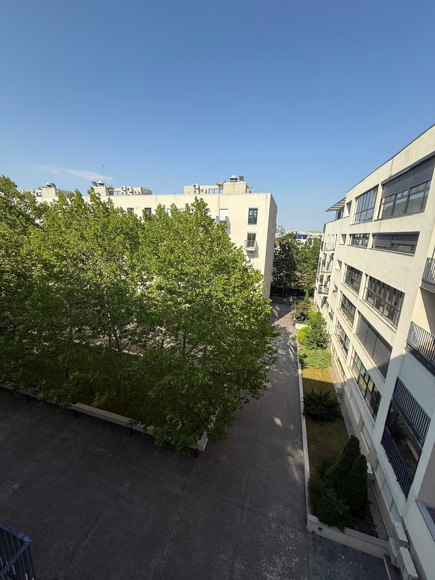 Inchiriere -apartament 2 camere Carol Park Residence