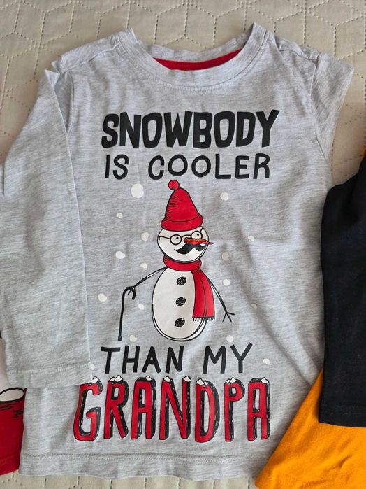 Vand lot haine marime 104 / 4 ani - Craciun / Halloween