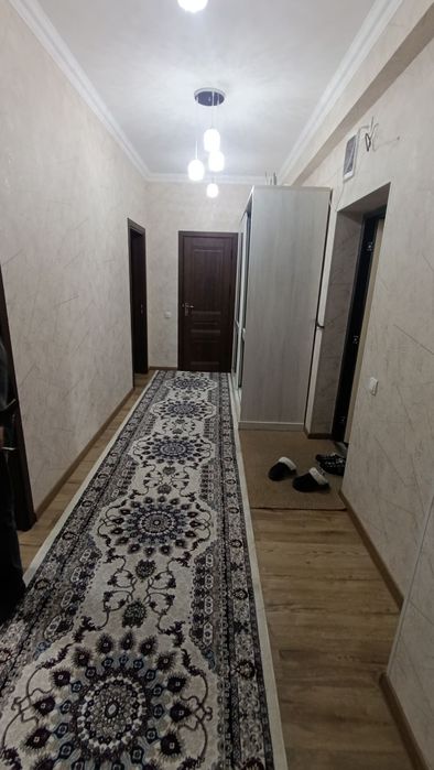 Sergeli green house 2/5/10 yevro remont 75 kv.m