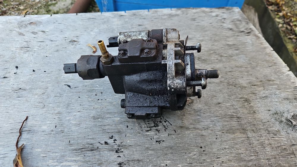 Горивна помпа 1,8  tdci 116к.с.