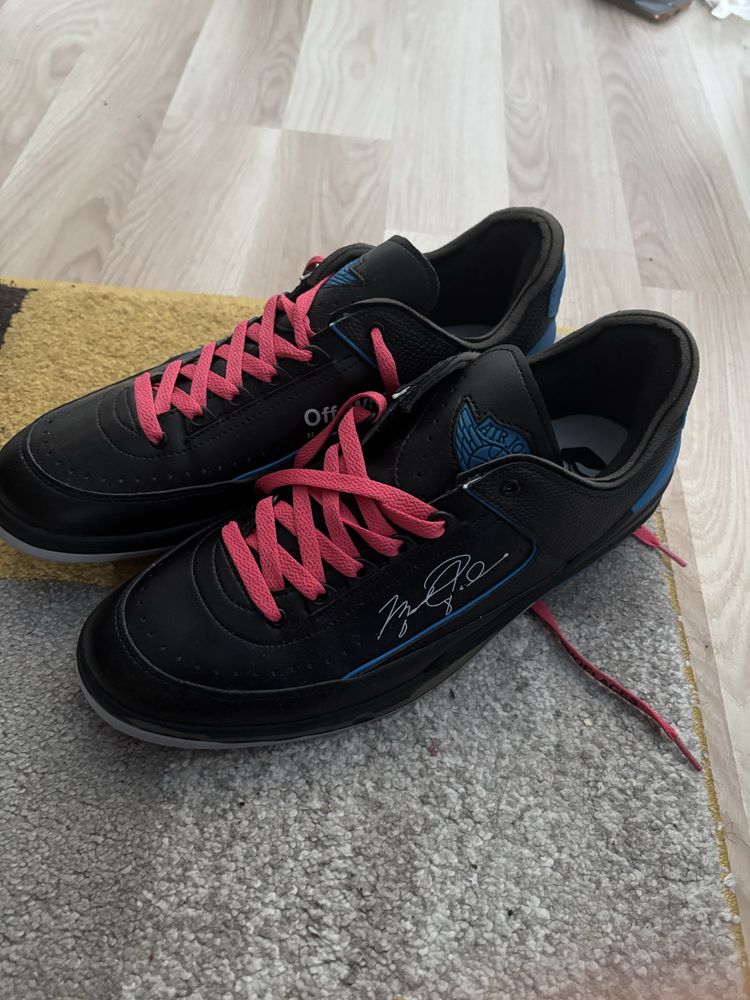 Vand adidasi off white