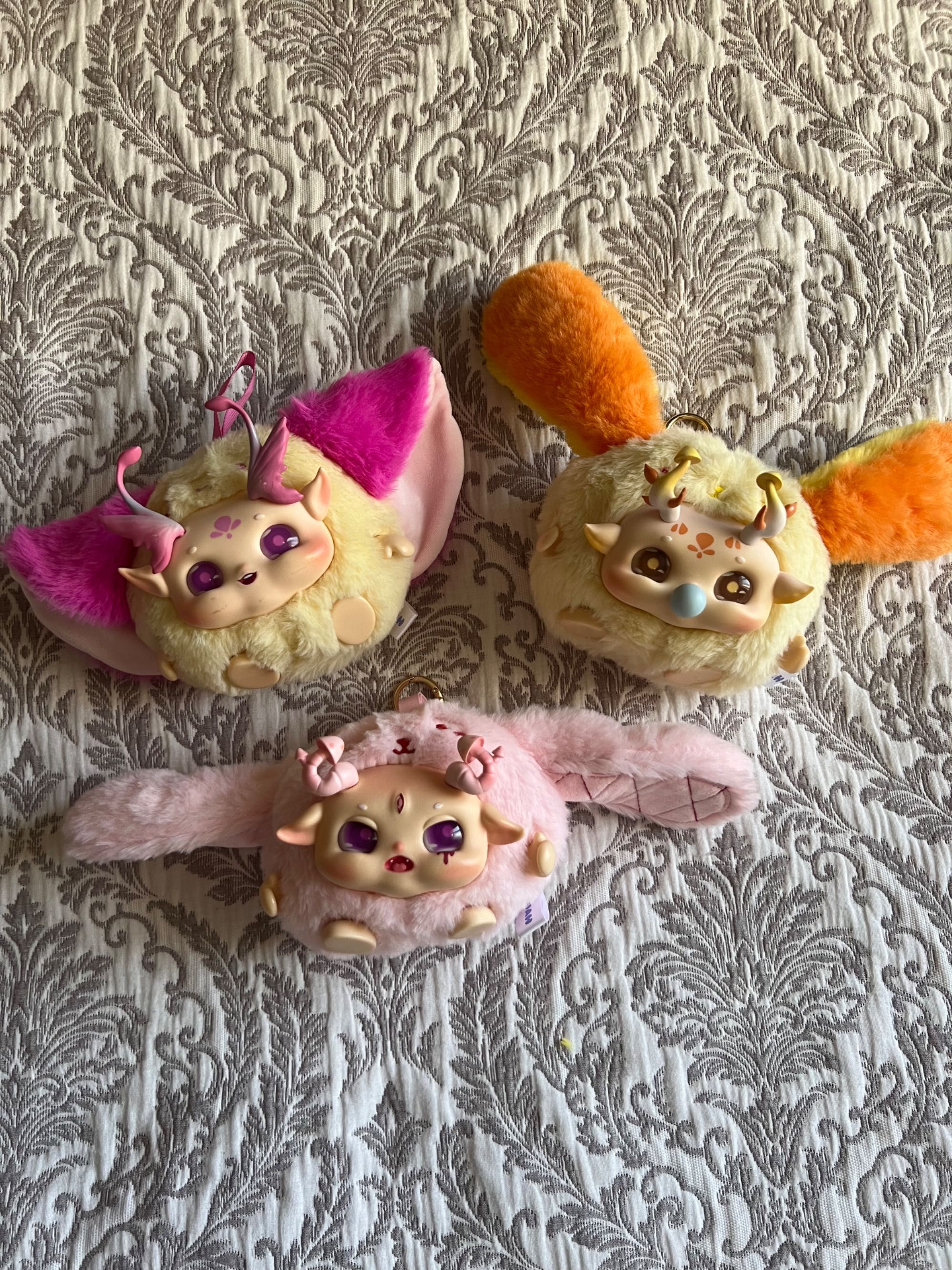 Продам новые игрушки сюрприз