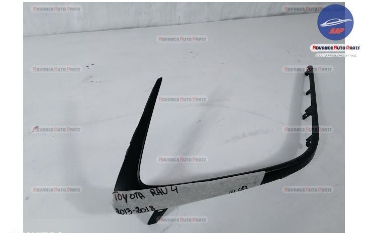 Оригинален ляв декоративен елемент фар / Original left headlight trim