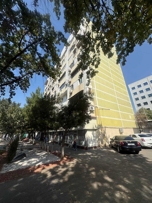 м.Минор проспект А.Темура 4-комн 7/9 100 м² улучш.планировка без рем