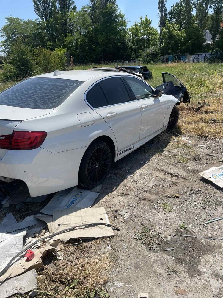 Бмв Ф10 3.0д 258кс на части