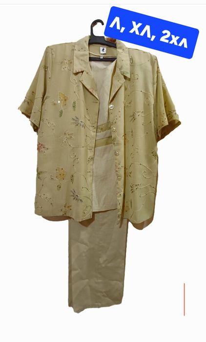 Разпродажба на нови дамски костюми, различни размери, цена 20лв за бро