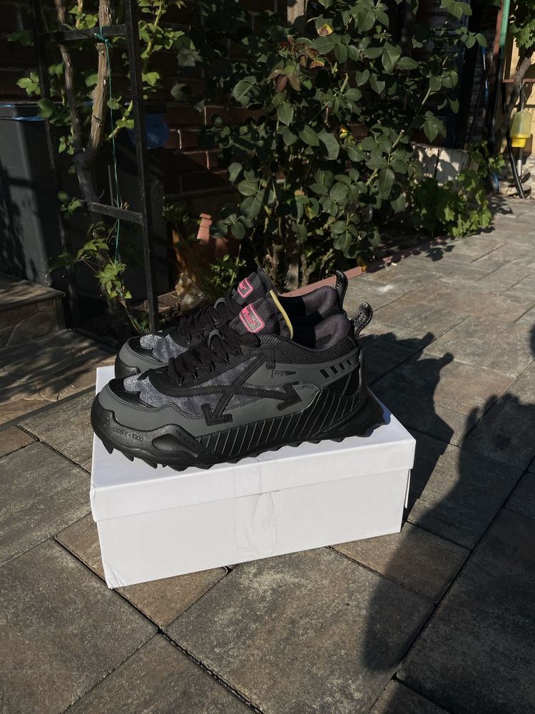 Adidasi Off White Odsy 1000