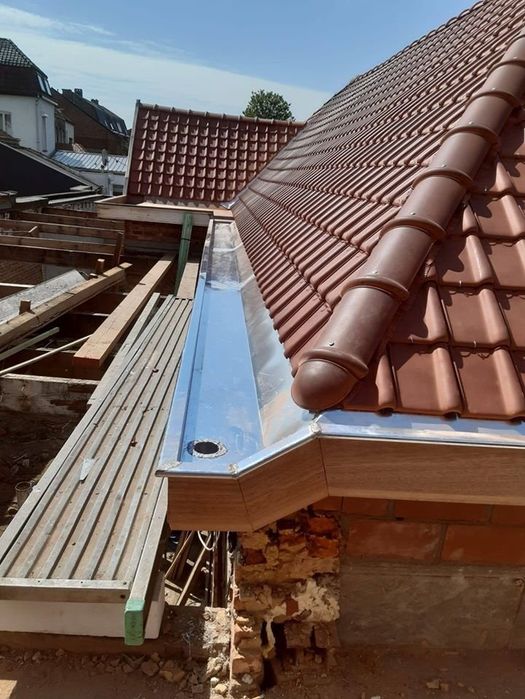 Acoperișuri reparații/hidroizolație/mansardarii

Reparatii Acoperis,
M