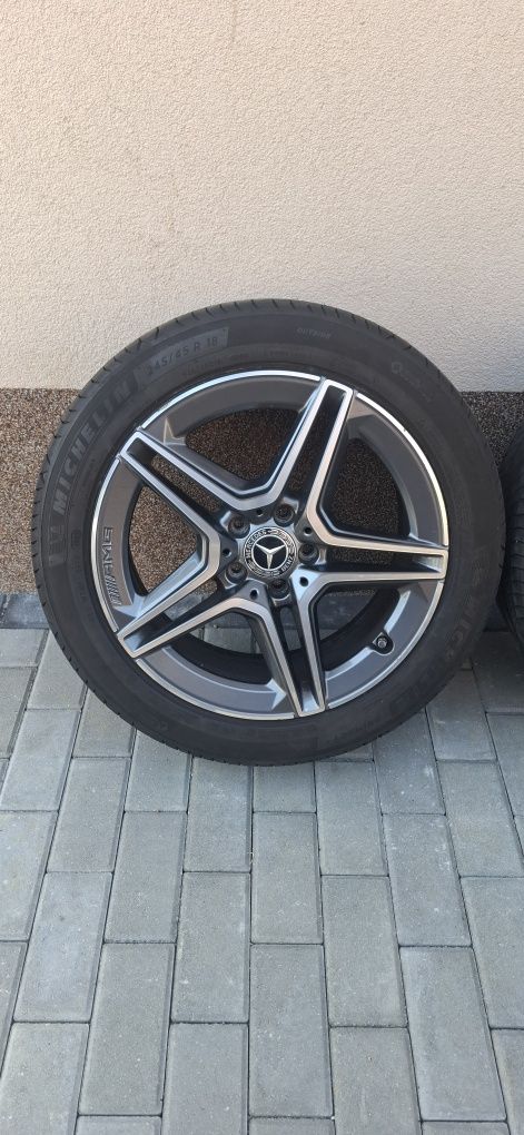 Оригинални джанти 18" Mercedes E class W213 

8Jx18 ET43
Парт