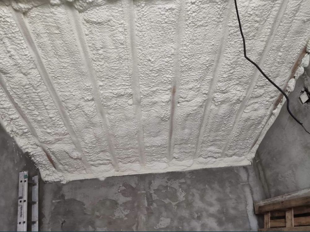 Izolatii Izolatie Termica cu Spumă Poliuretanică