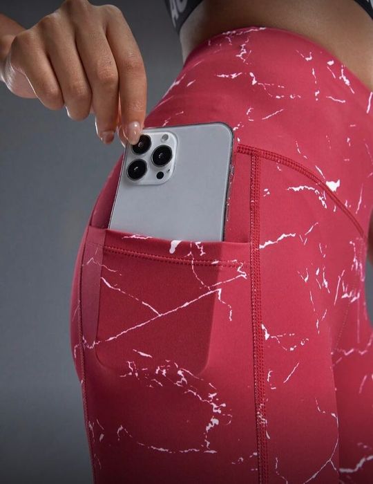 Дамски спортен сет