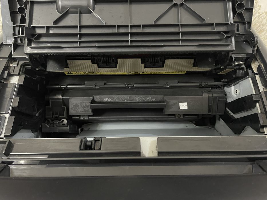 Продам чернобелый принтер Canon LBP3010