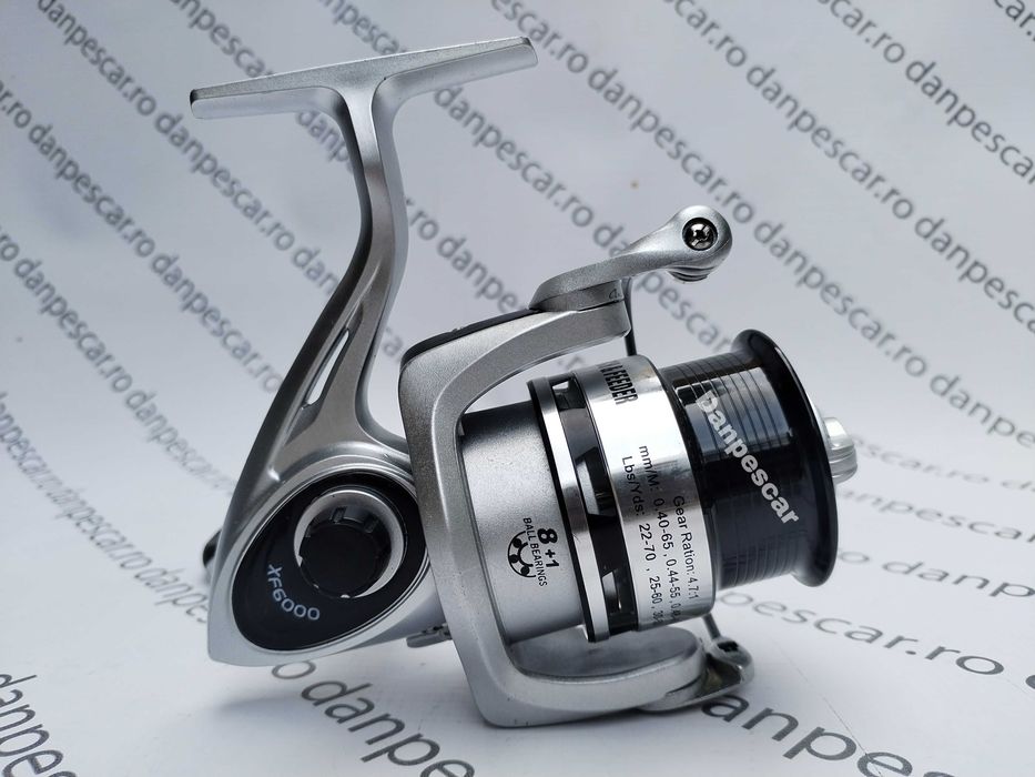 SET Feeder Lanseta extensibila de la 3.30m la 3.90m +Mulineta XF6000