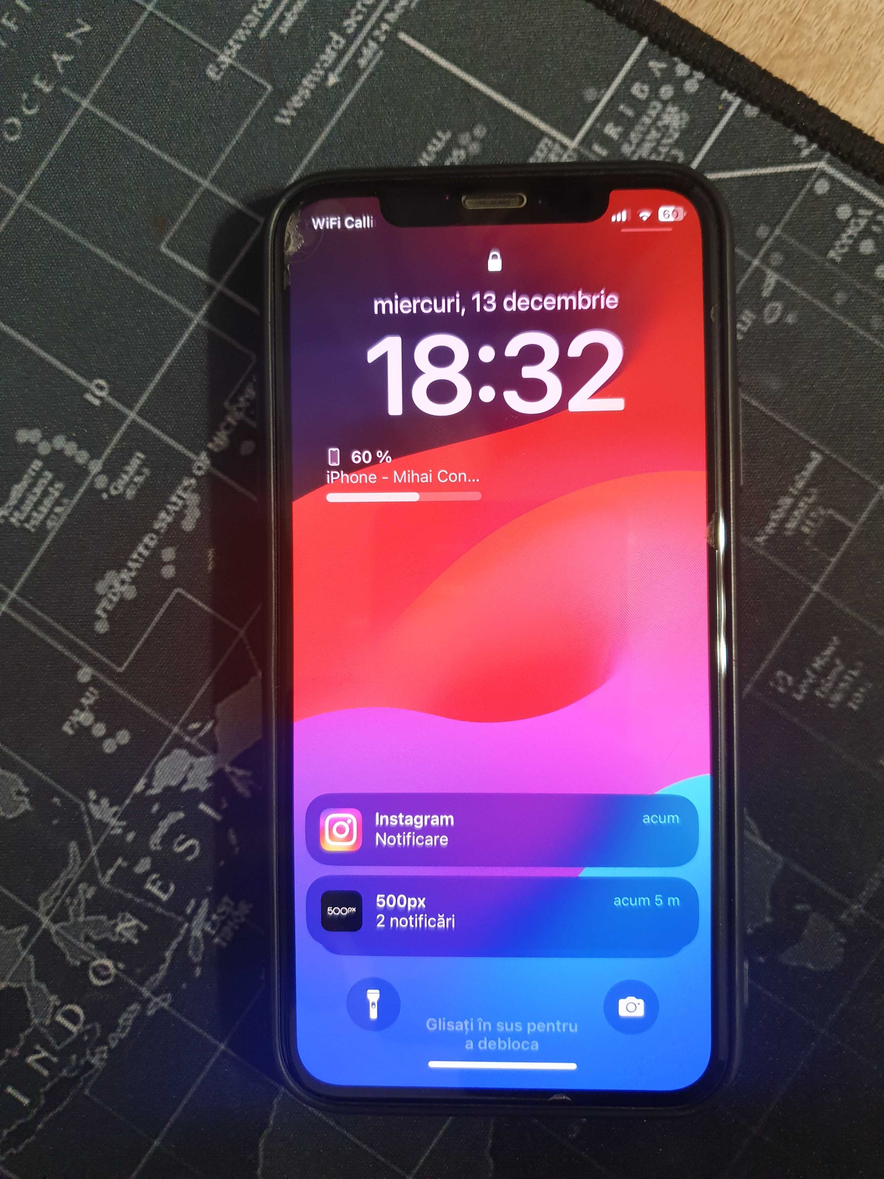 Vand telefon iPhone XS